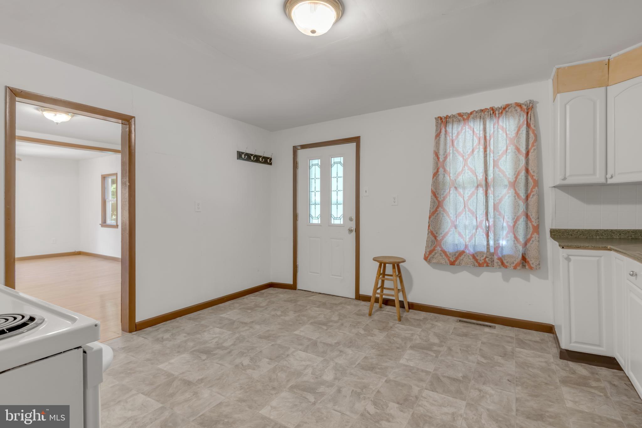 12528 SEAVOLT ROAD