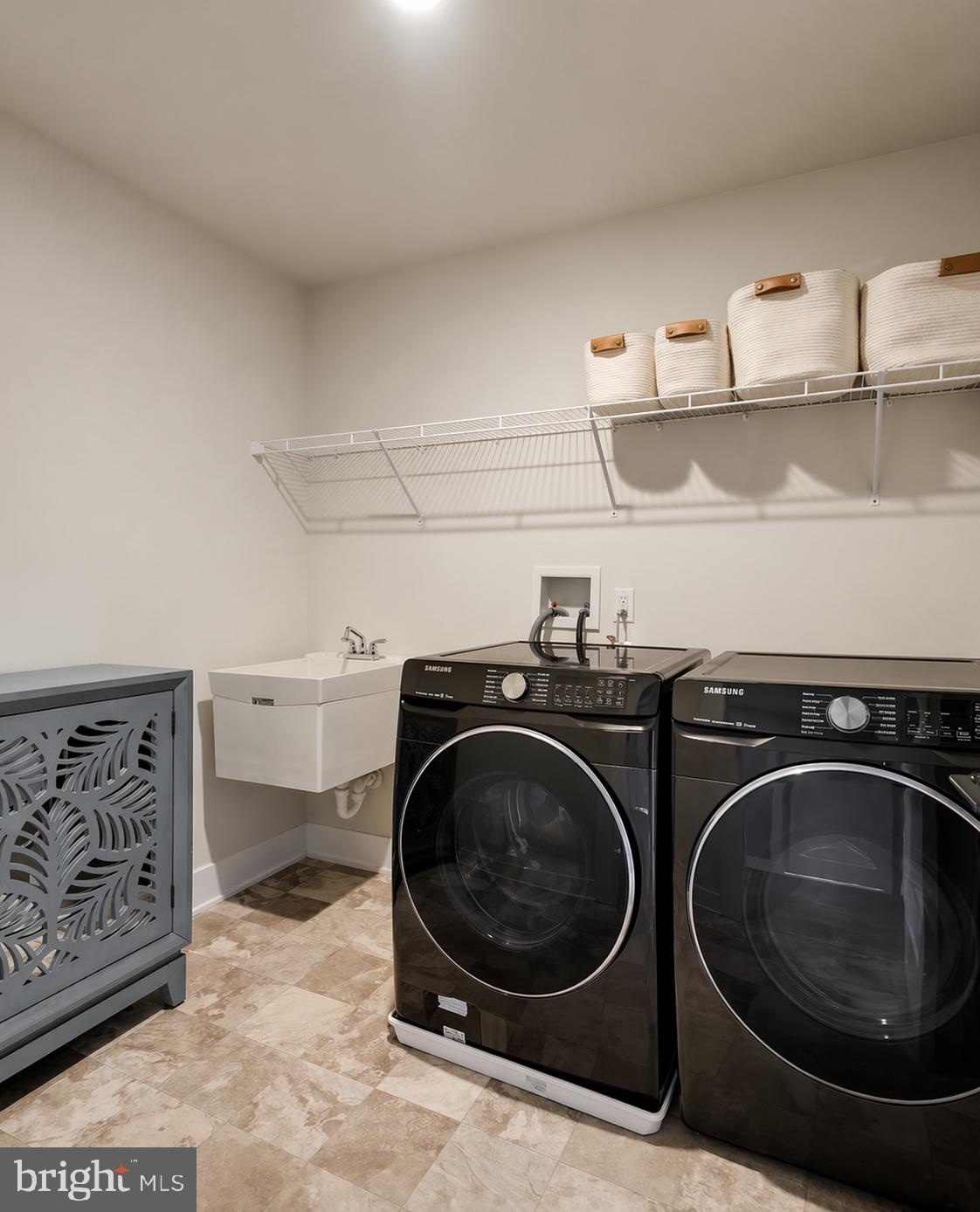 VILLAGES AT CHESTER SPRINGS - Residential