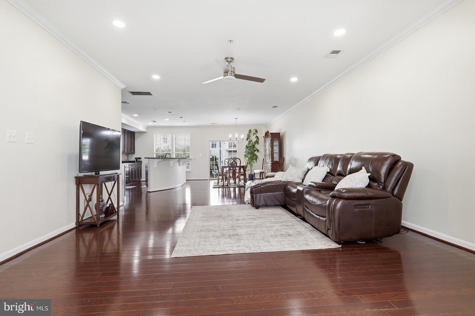 7931 CRESCENT PARK DRIVE