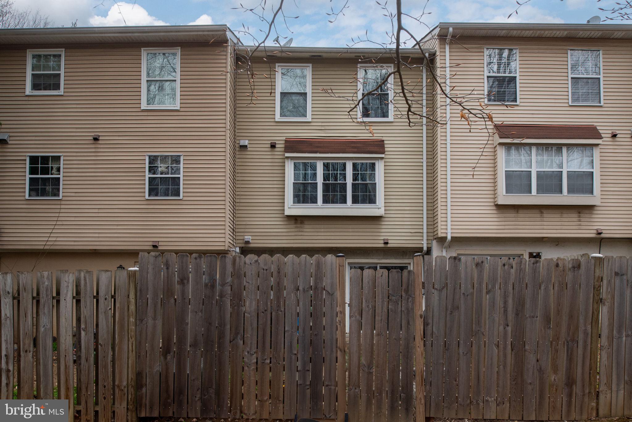 DALE CITY - Residential