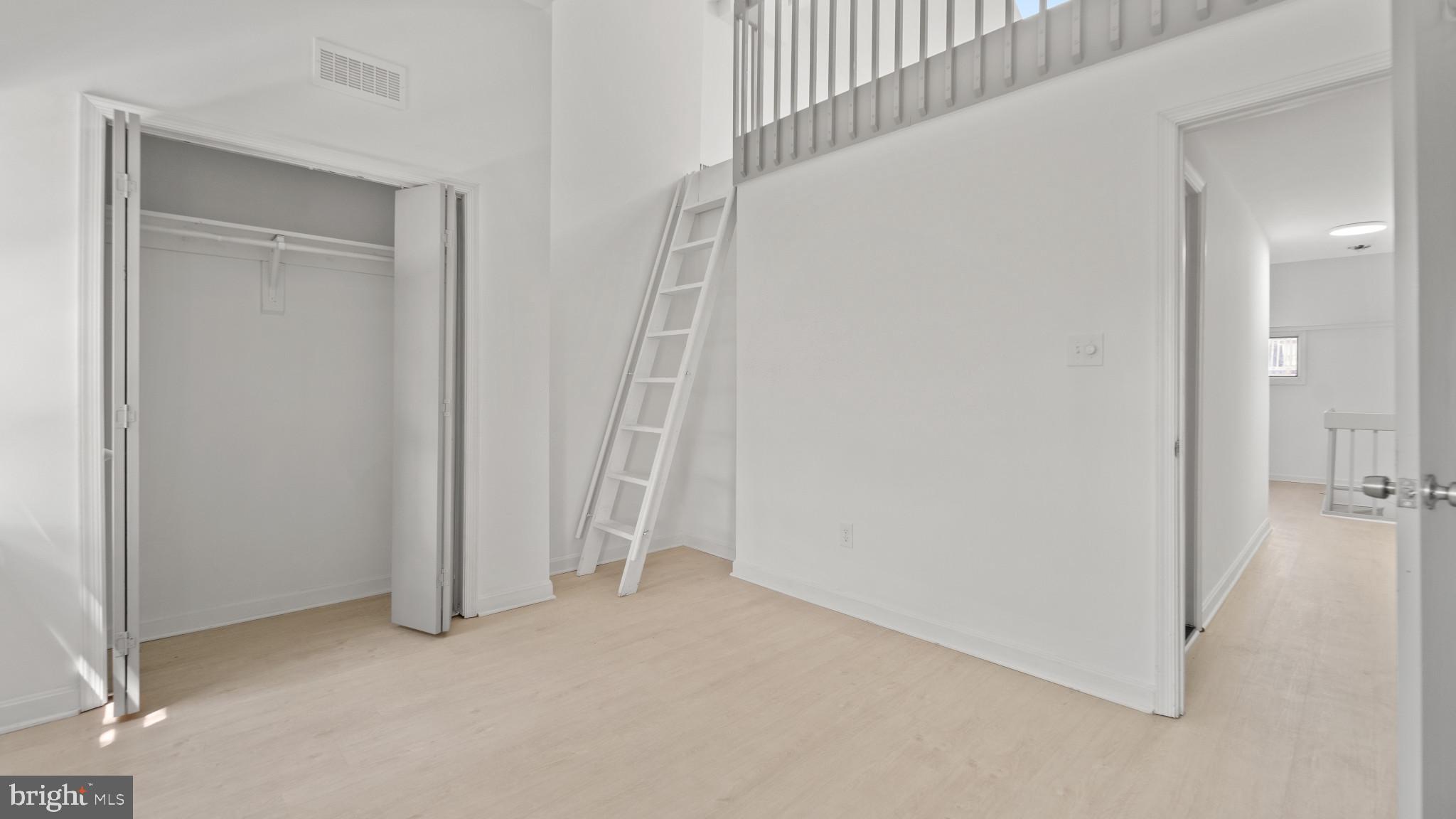 FEDERAL HILL HISTORIC DISTRICT - Residential Lease