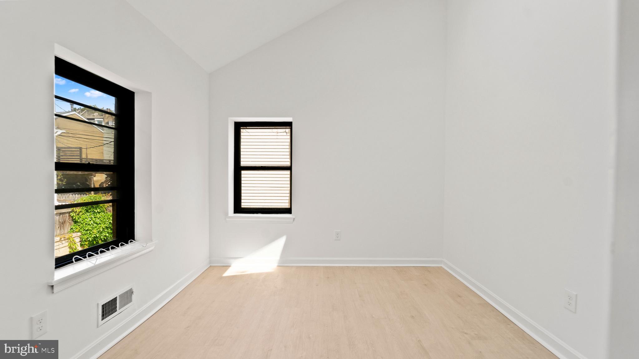 FEDERAL HILL HISTORIC DISTRICT - Residential Lease