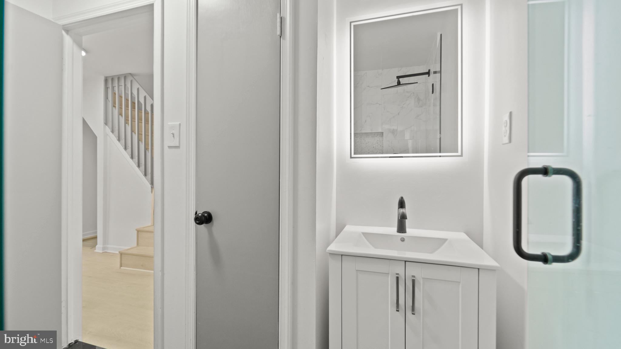 FEDERAL HILL HISTORIC DISTRICT - Residential Lease