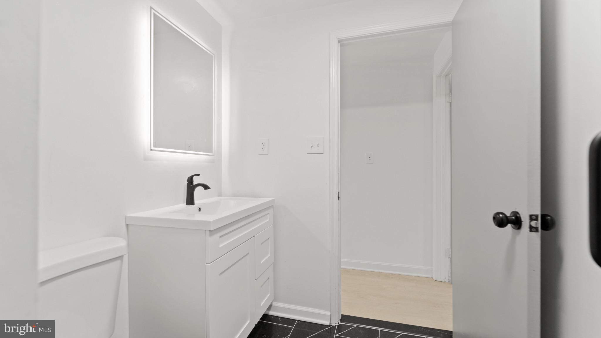 FEDERAL HILL HISTORIC DISTRICT - Residential Lease