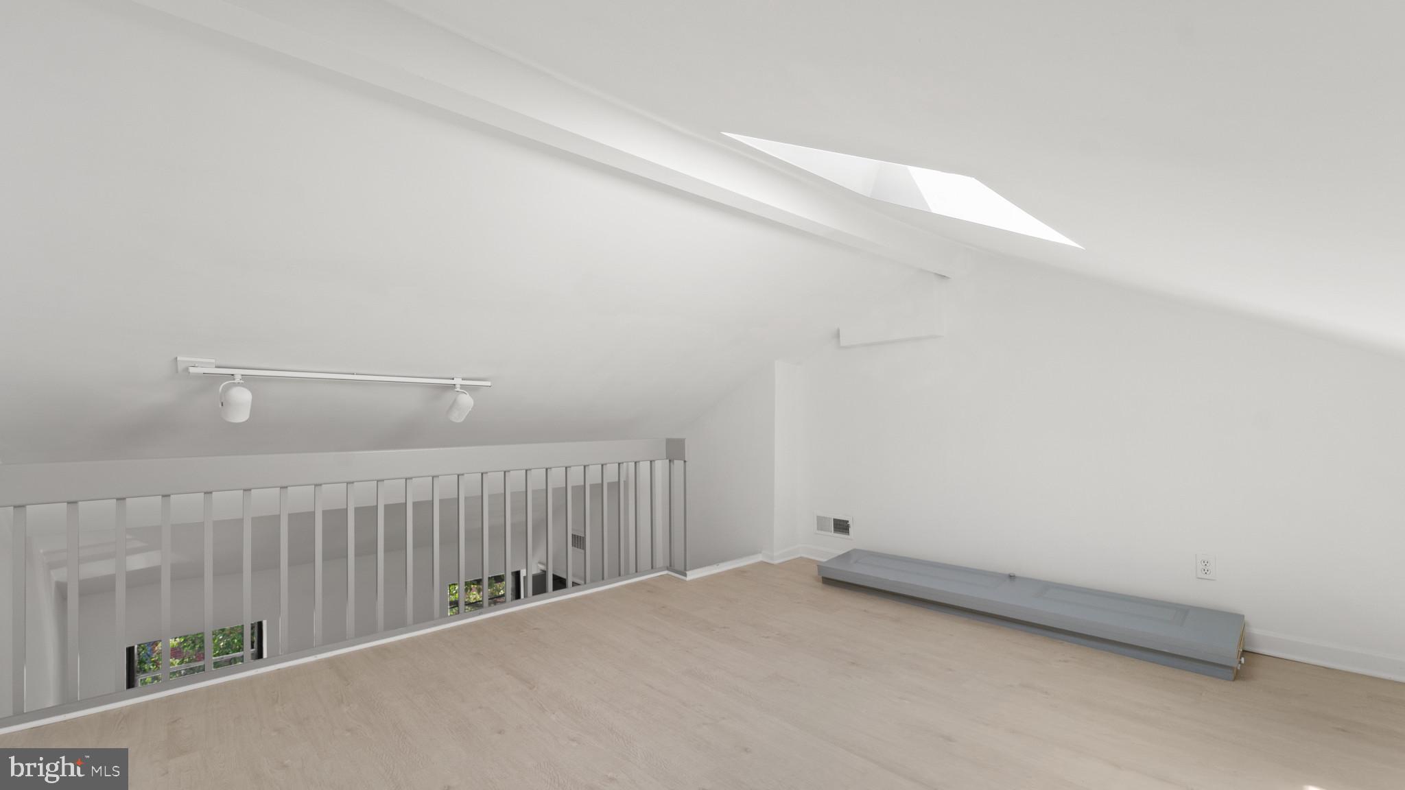 FEDERAL HILL HISTORIC DISTRICT - Residential Lease