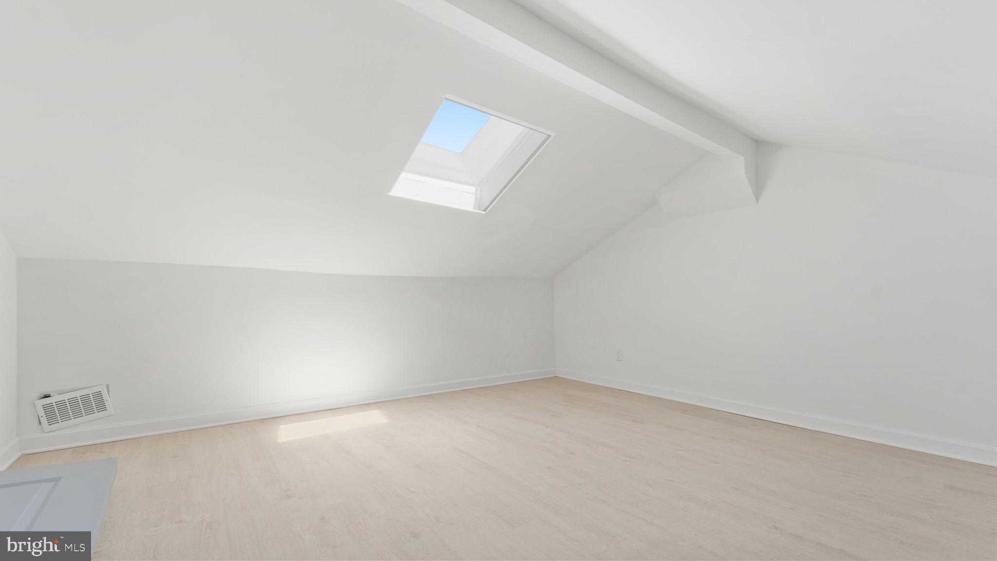 FEDERAL HILL HISTORIC DISTRICT - Residential Lease