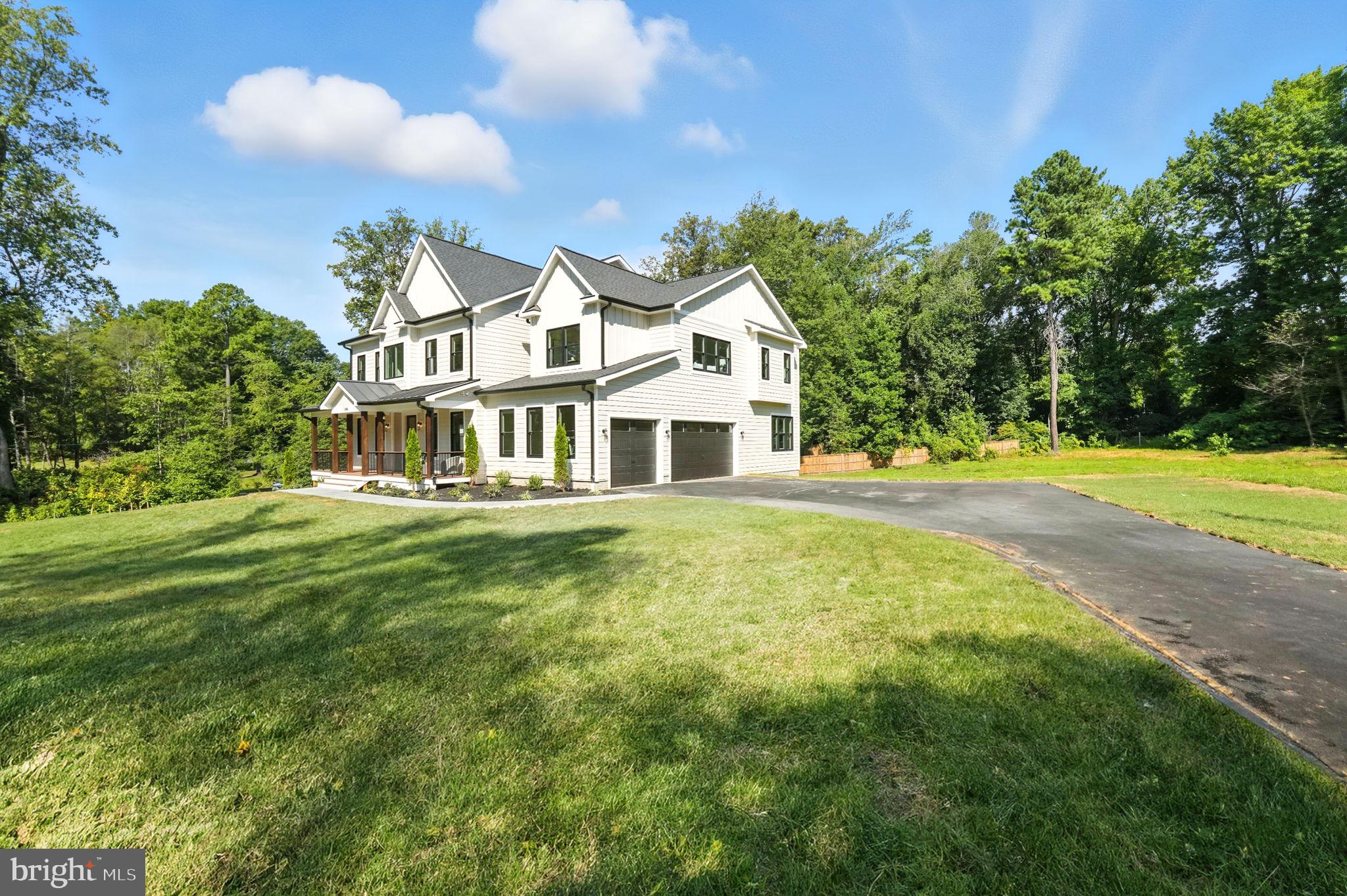 PINE RIDGE - Residential