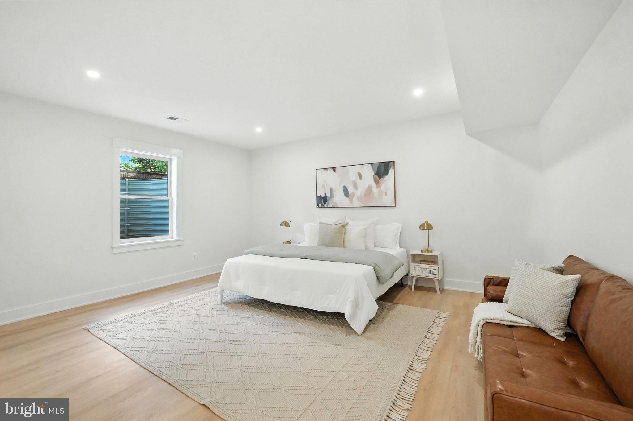 PINE RIDGE - Residential