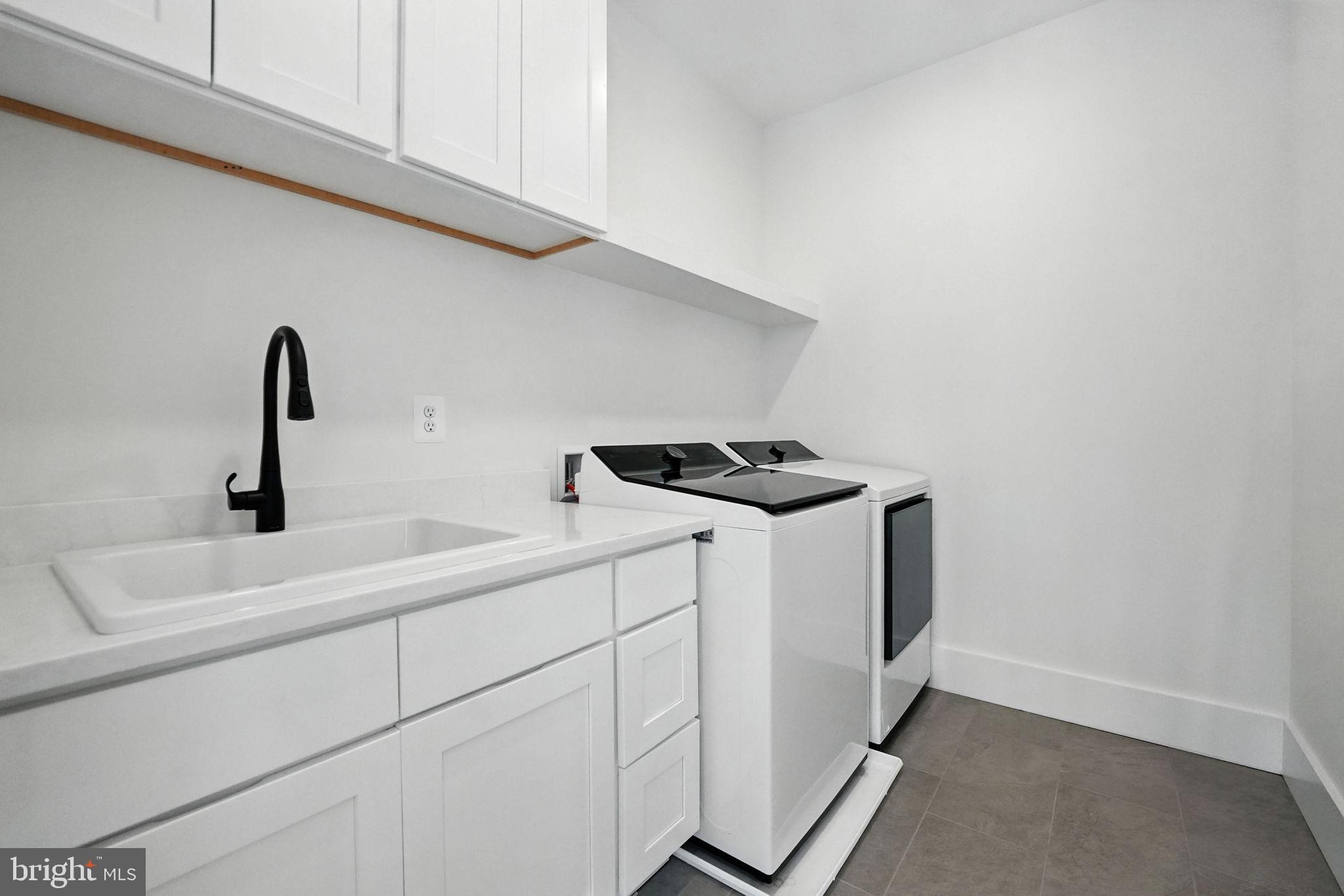 PINE RIDGE - Residential