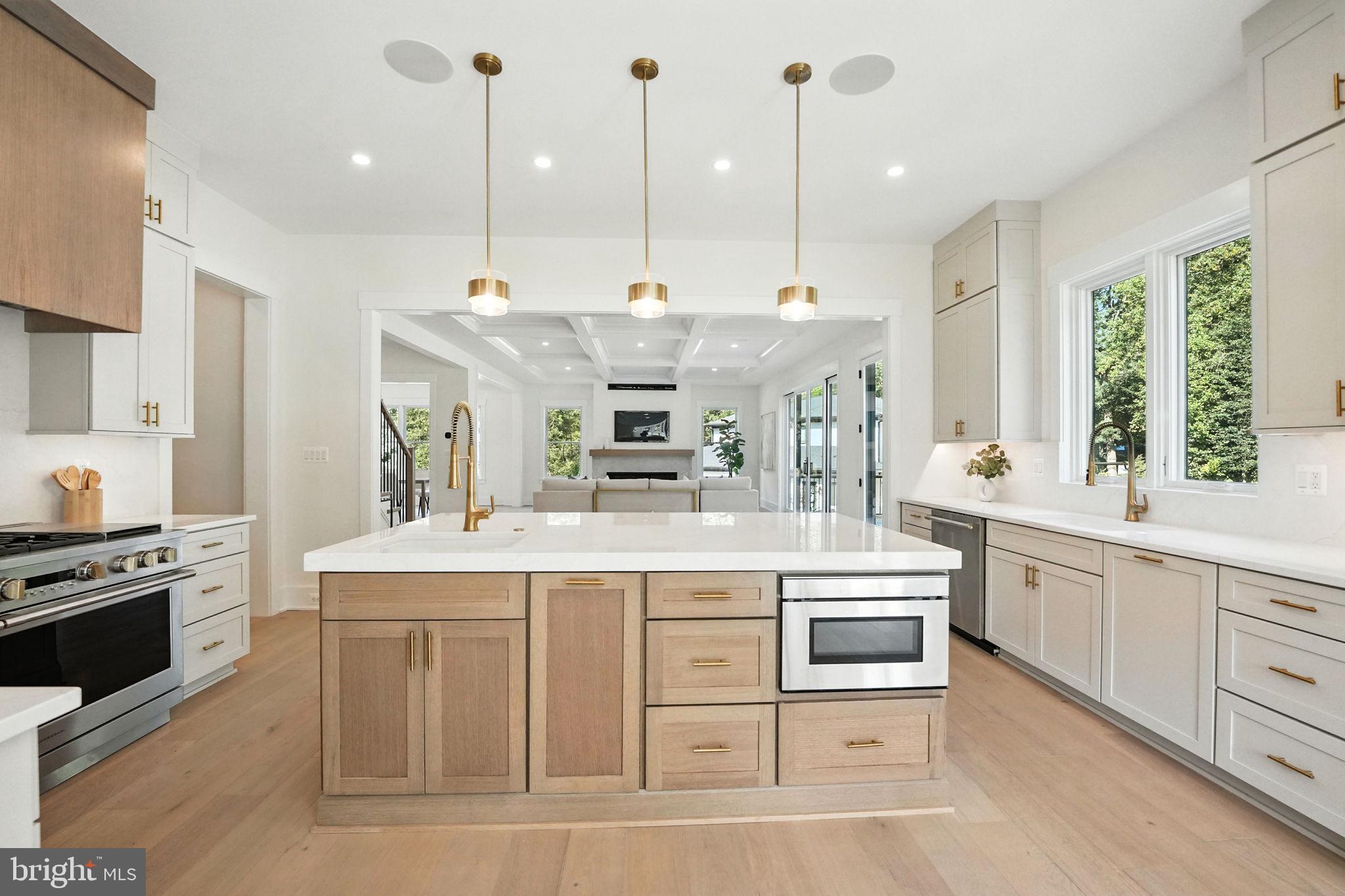 PINE RIDGE - Residential