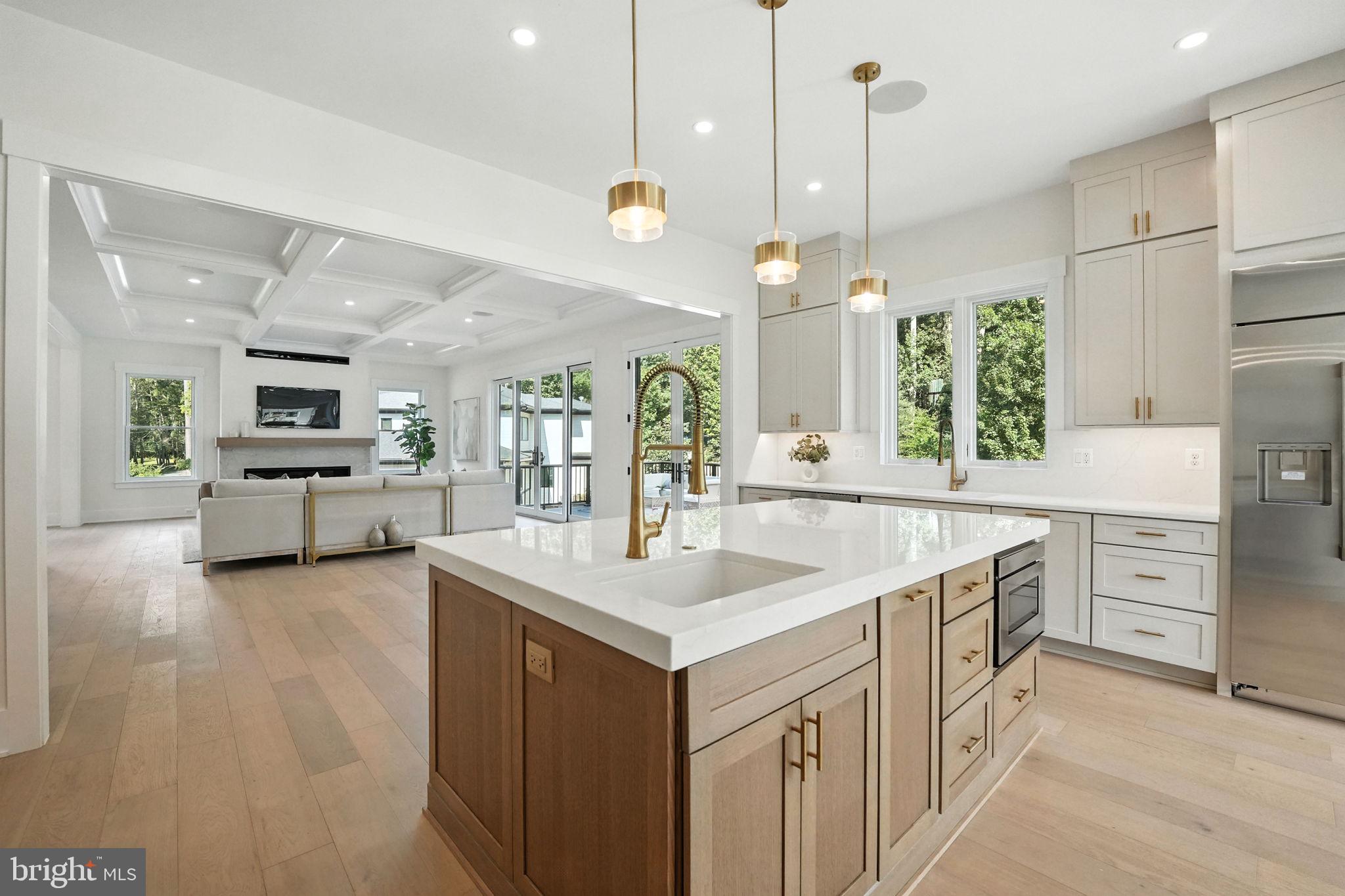 PINE RIDGE - Residential