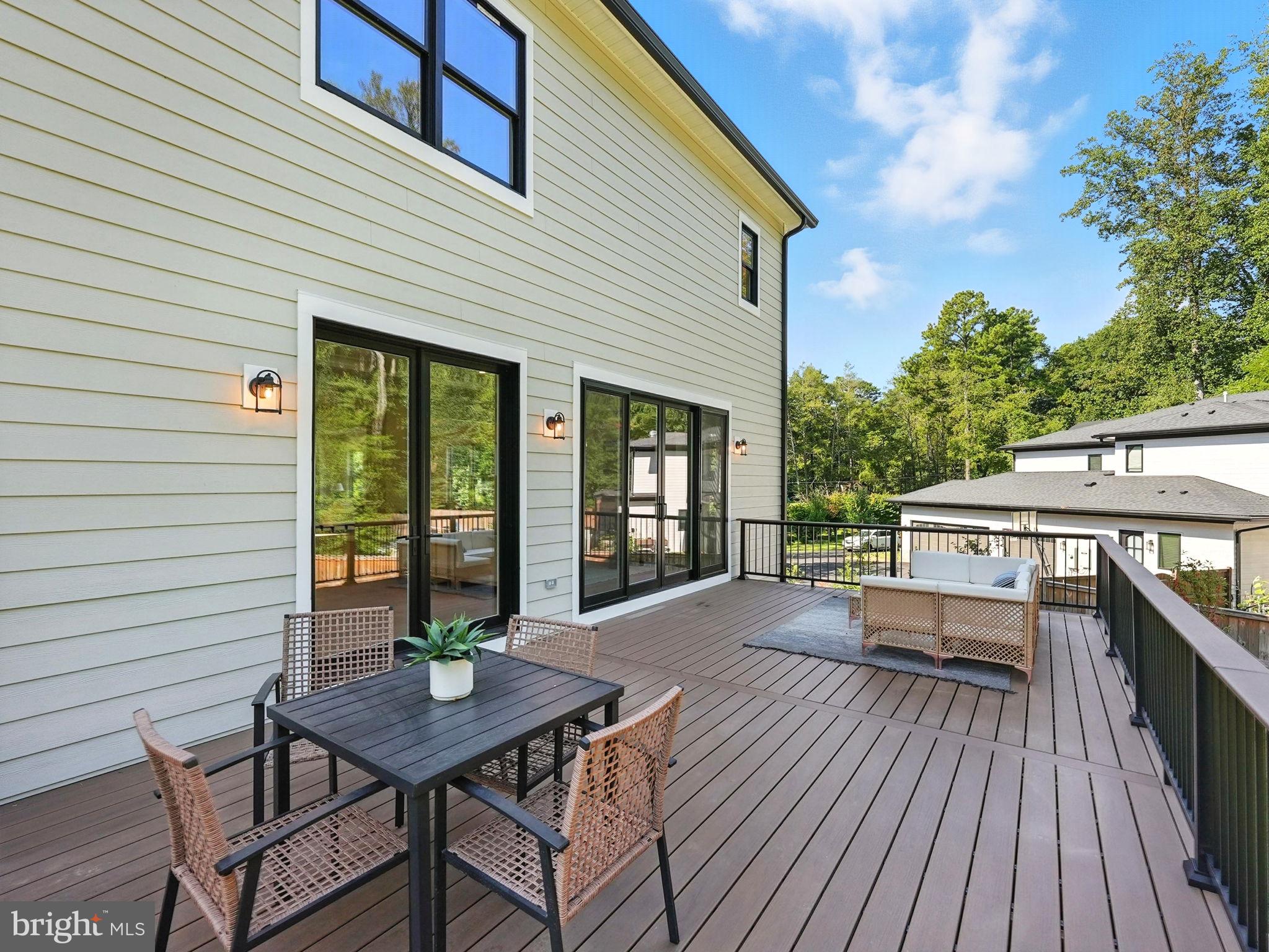 PINE RIDGE - Residential