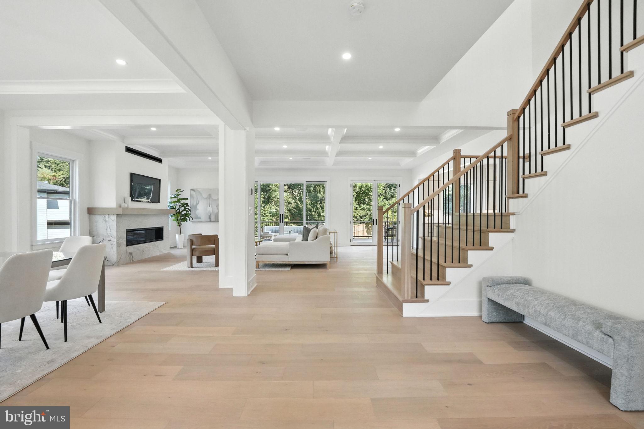 PINE RIDGE - Residential