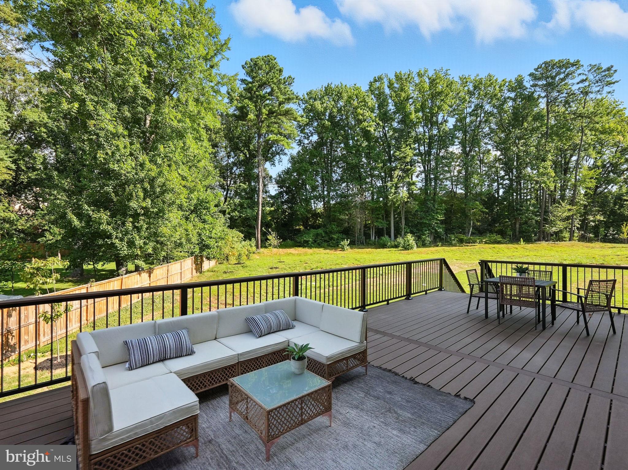 PINE RIDGE - Residential