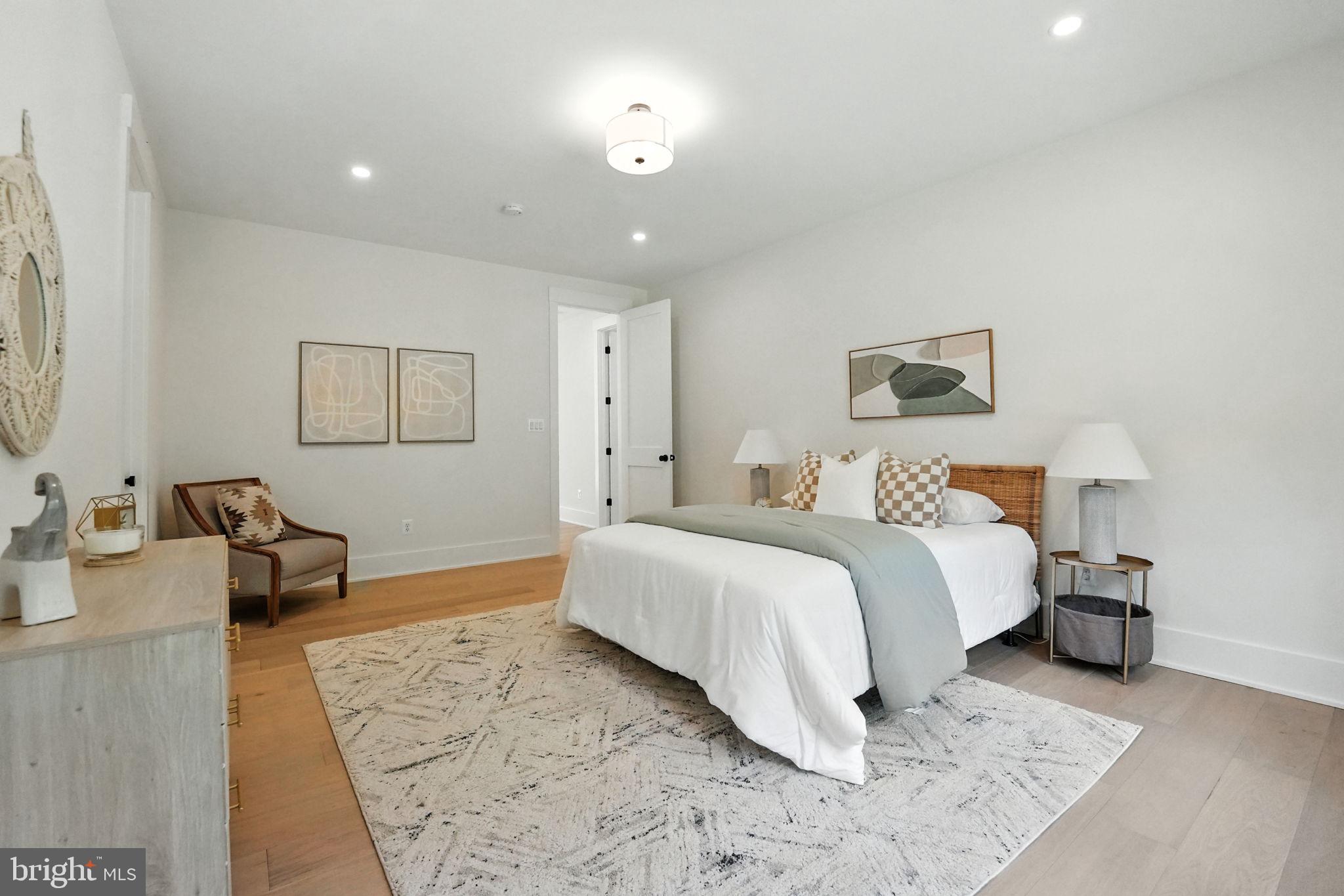 PINE RIDGE - Residential