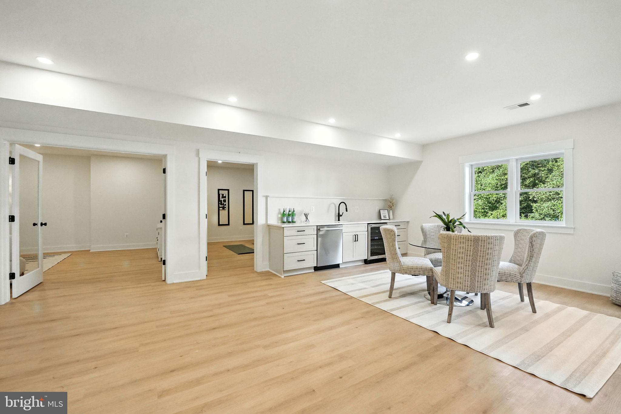 PINE RIDGE - Residential