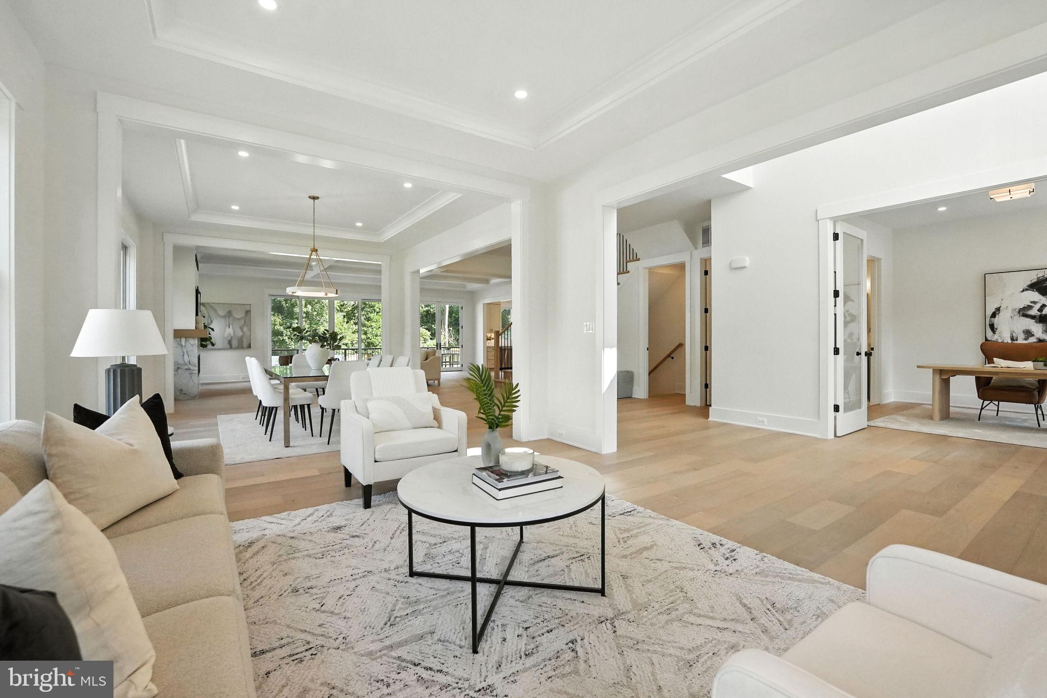 PINE RIDGE - Residential