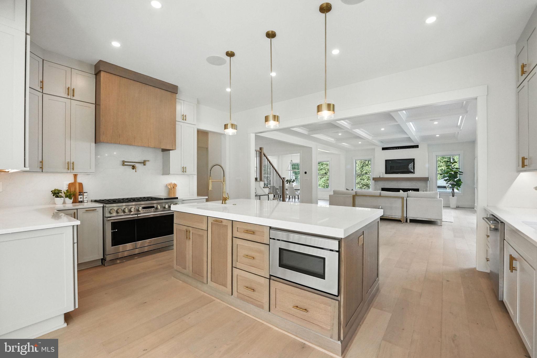 PINE RIDGE - Residential