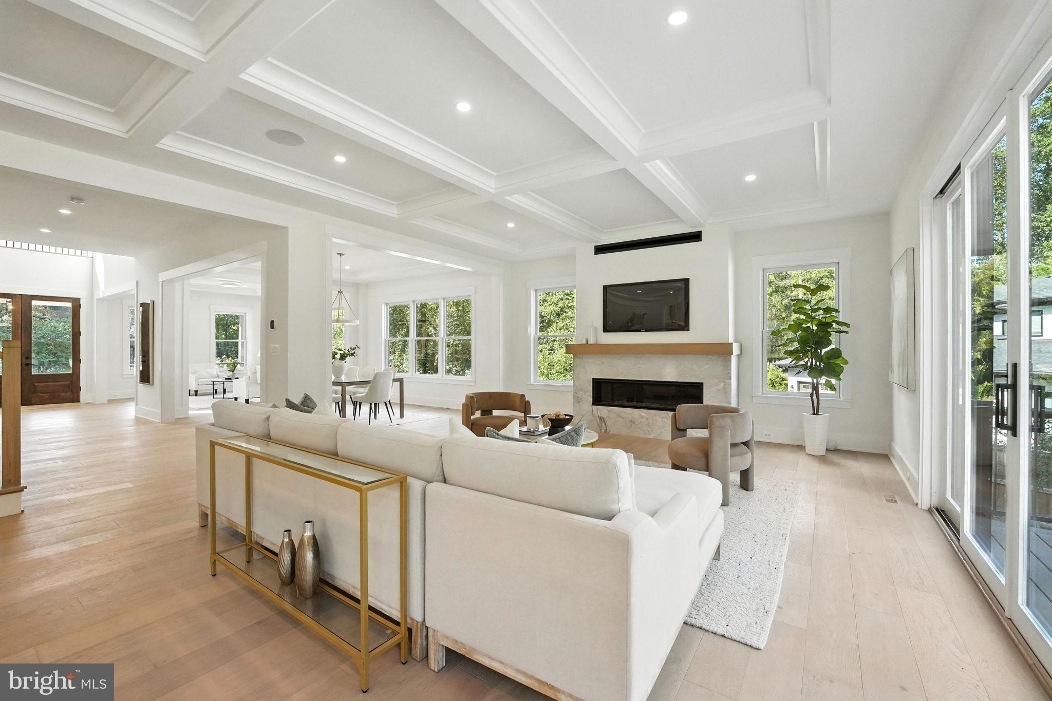 PINE RIDGE - Residential