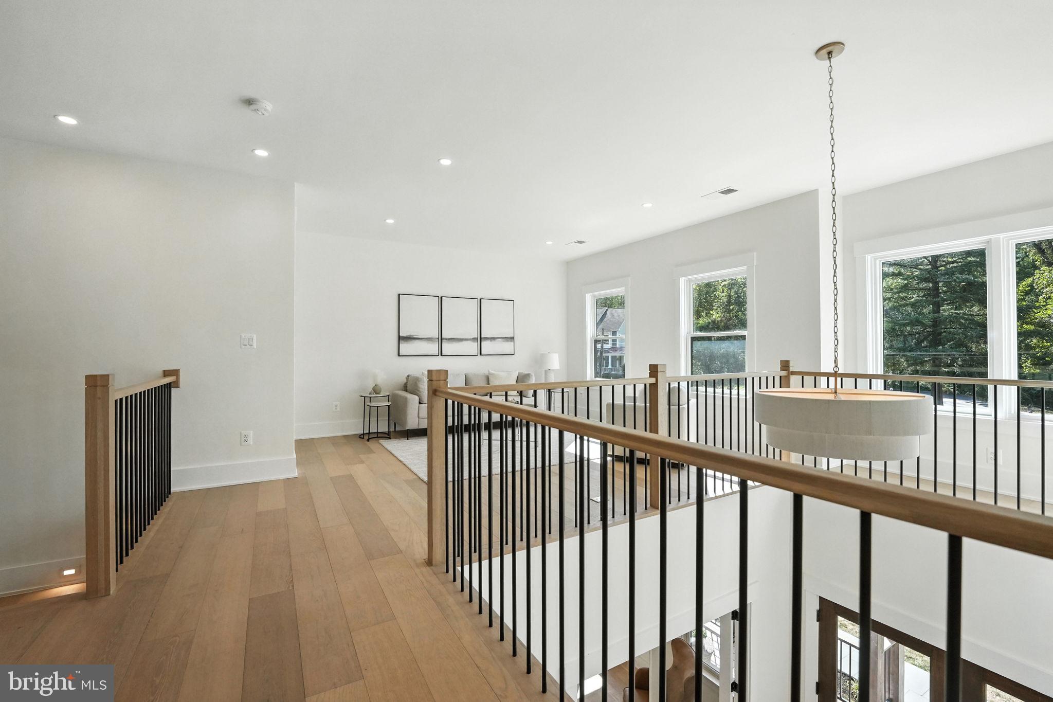 PINE RIDGE - Residential