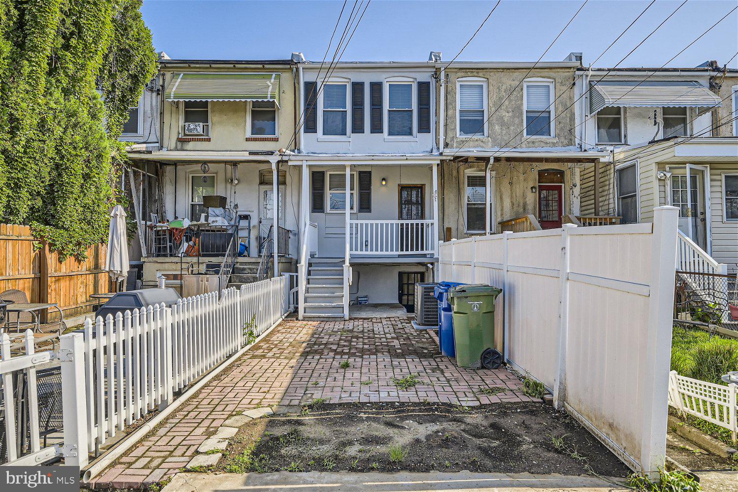 HAMPDEN HISTORIC DISTRICT - Residential Lease