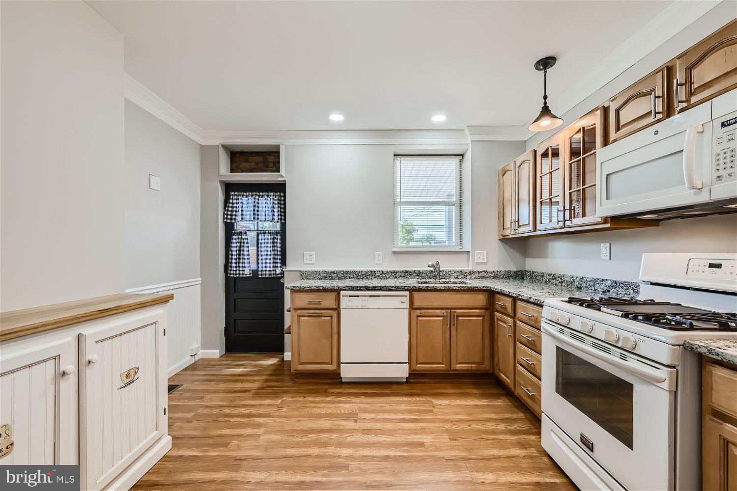 HAMPDEN HISTORIC DISTRICT - Residential Lease