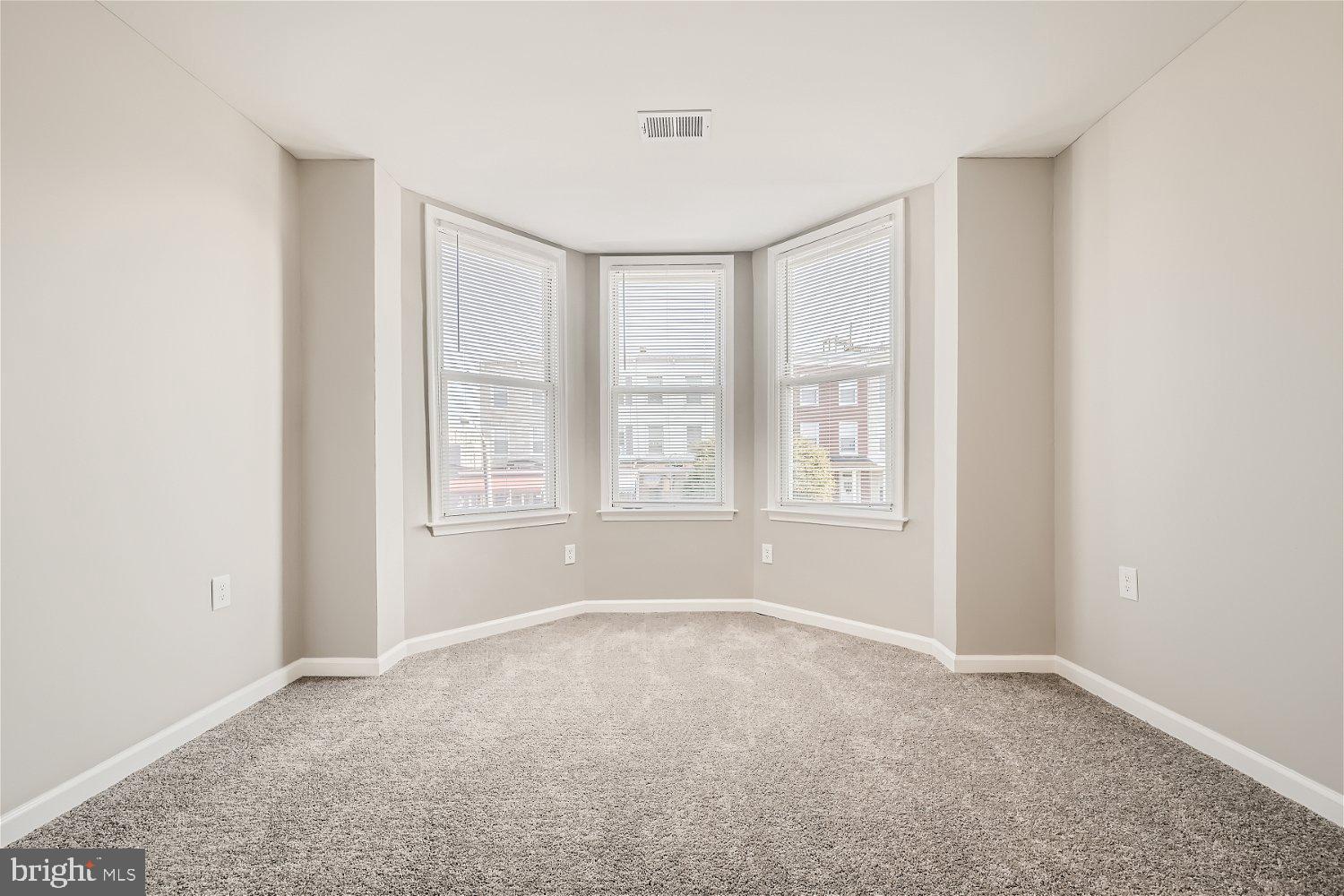 HAMPDEN HISTORIC DISTRICT - Residential Lease