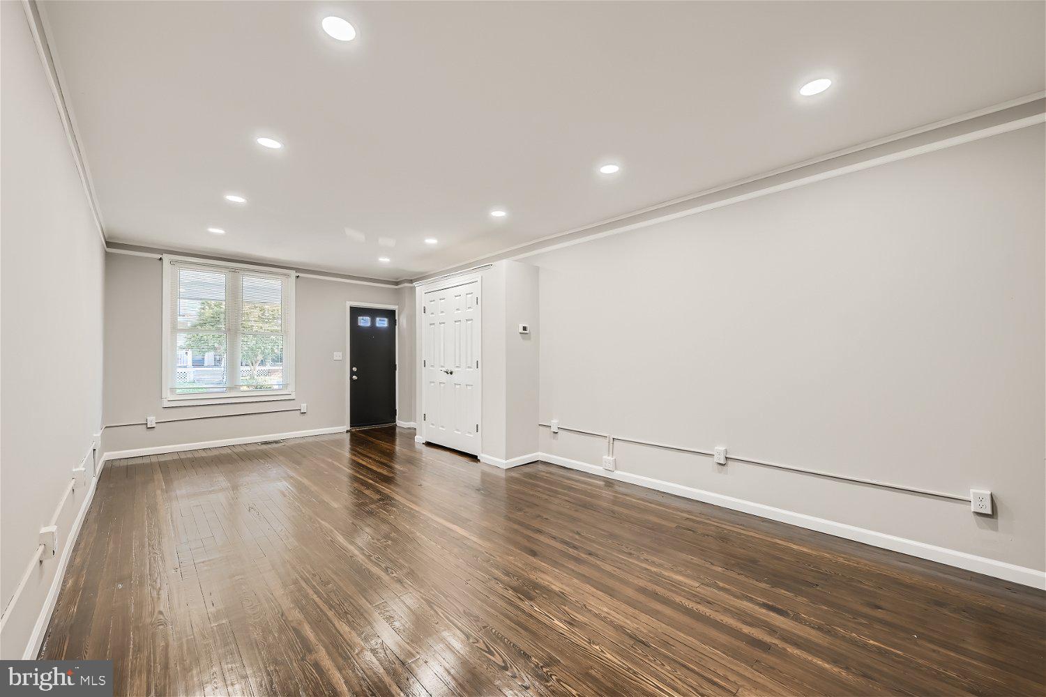 HAMPDEN HISTORIC DISTRICT - Residential Lease