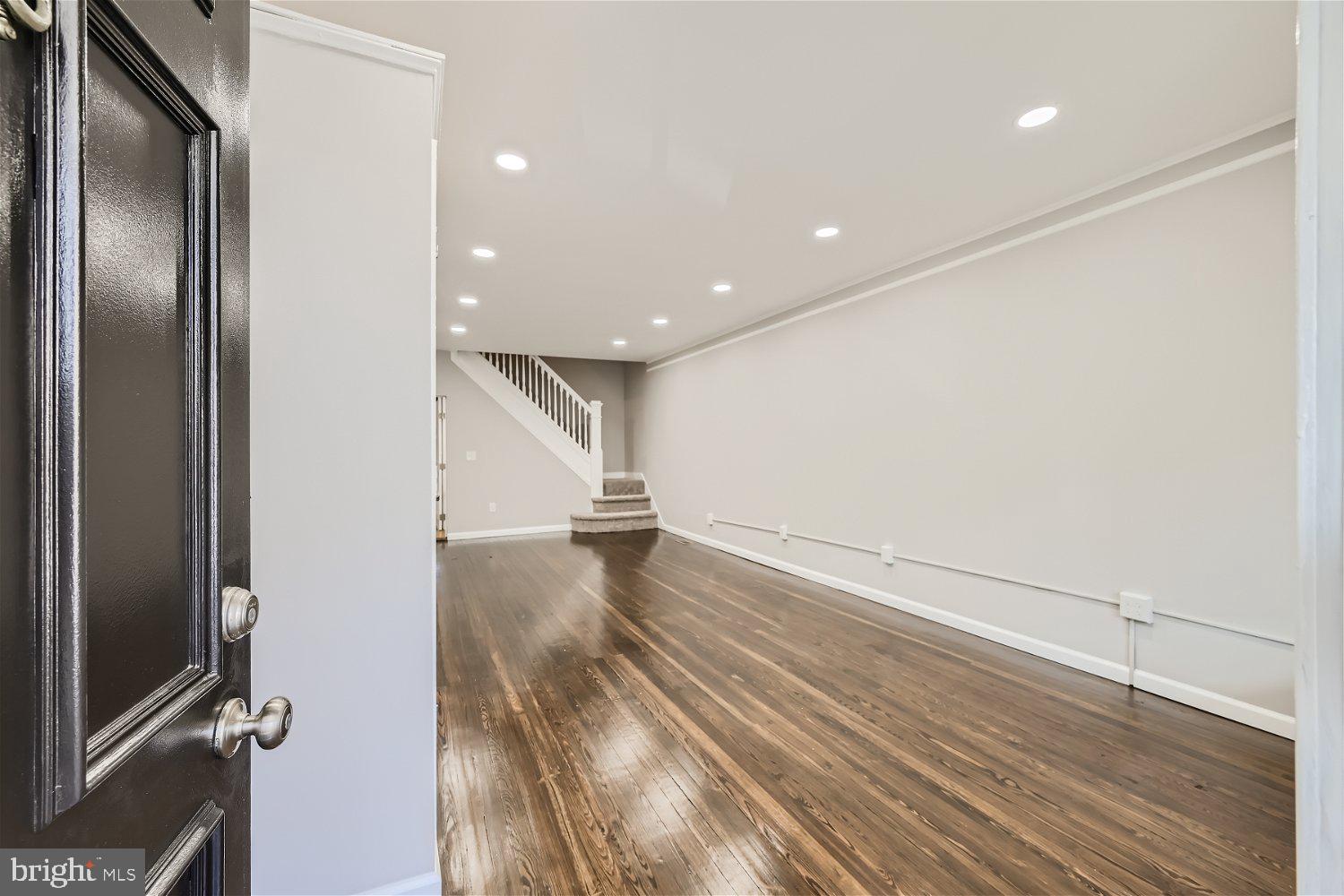 HAMPDEN HISTORIC DISTRICT - Residential Lease