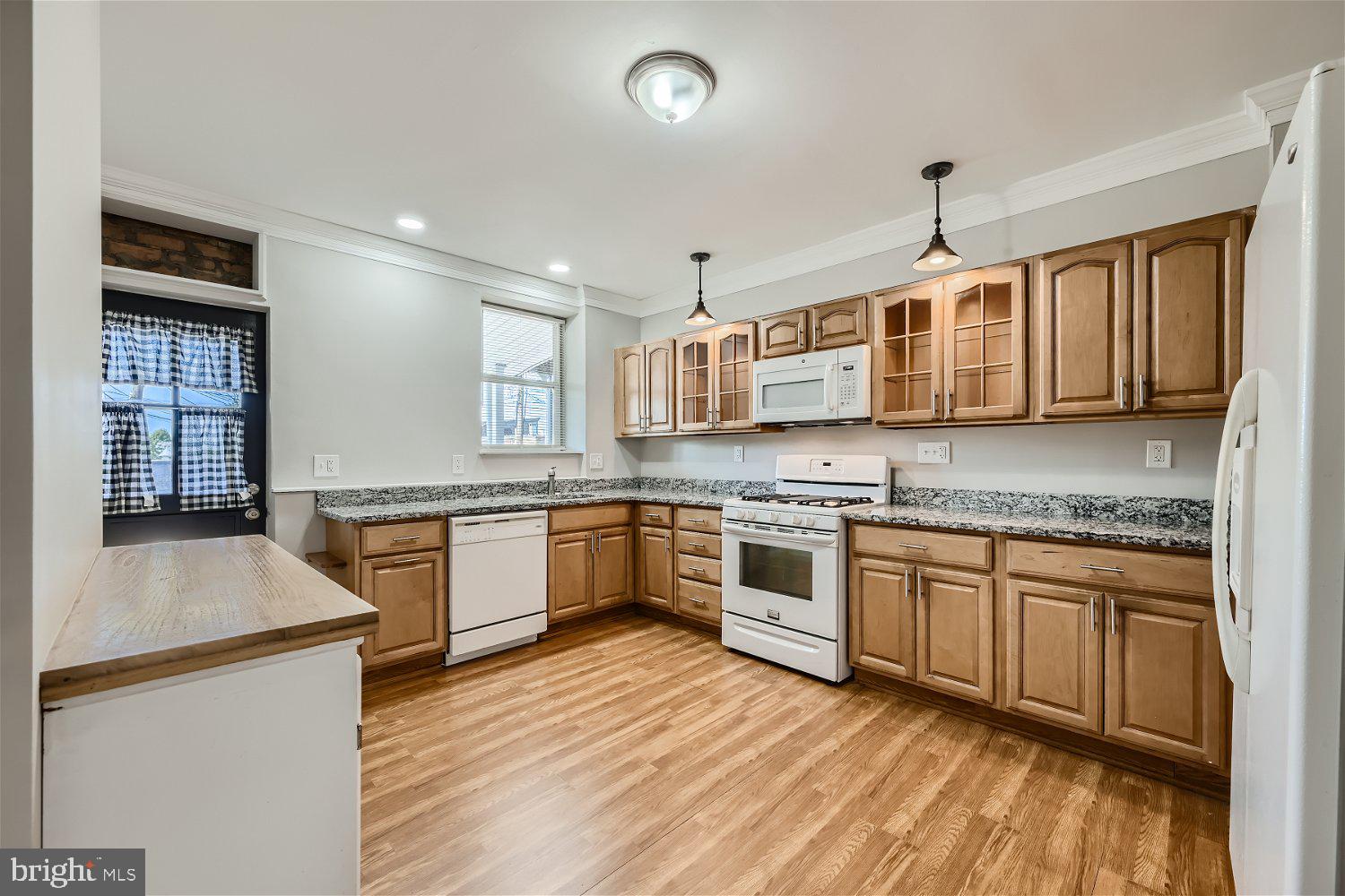 HAMPDEN HISTORIC DISTRICT - Residential Lease