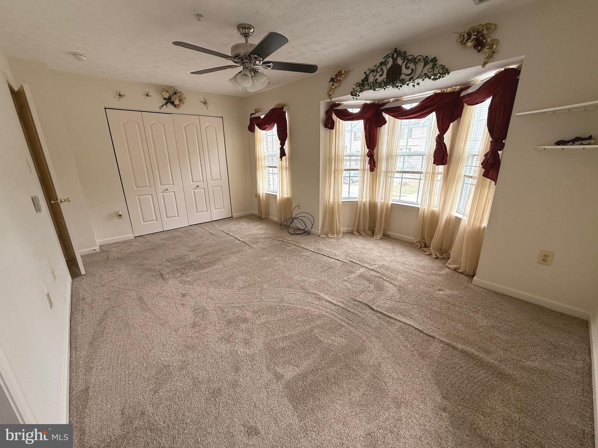 SOUTH HAMPTON SUB - Residential