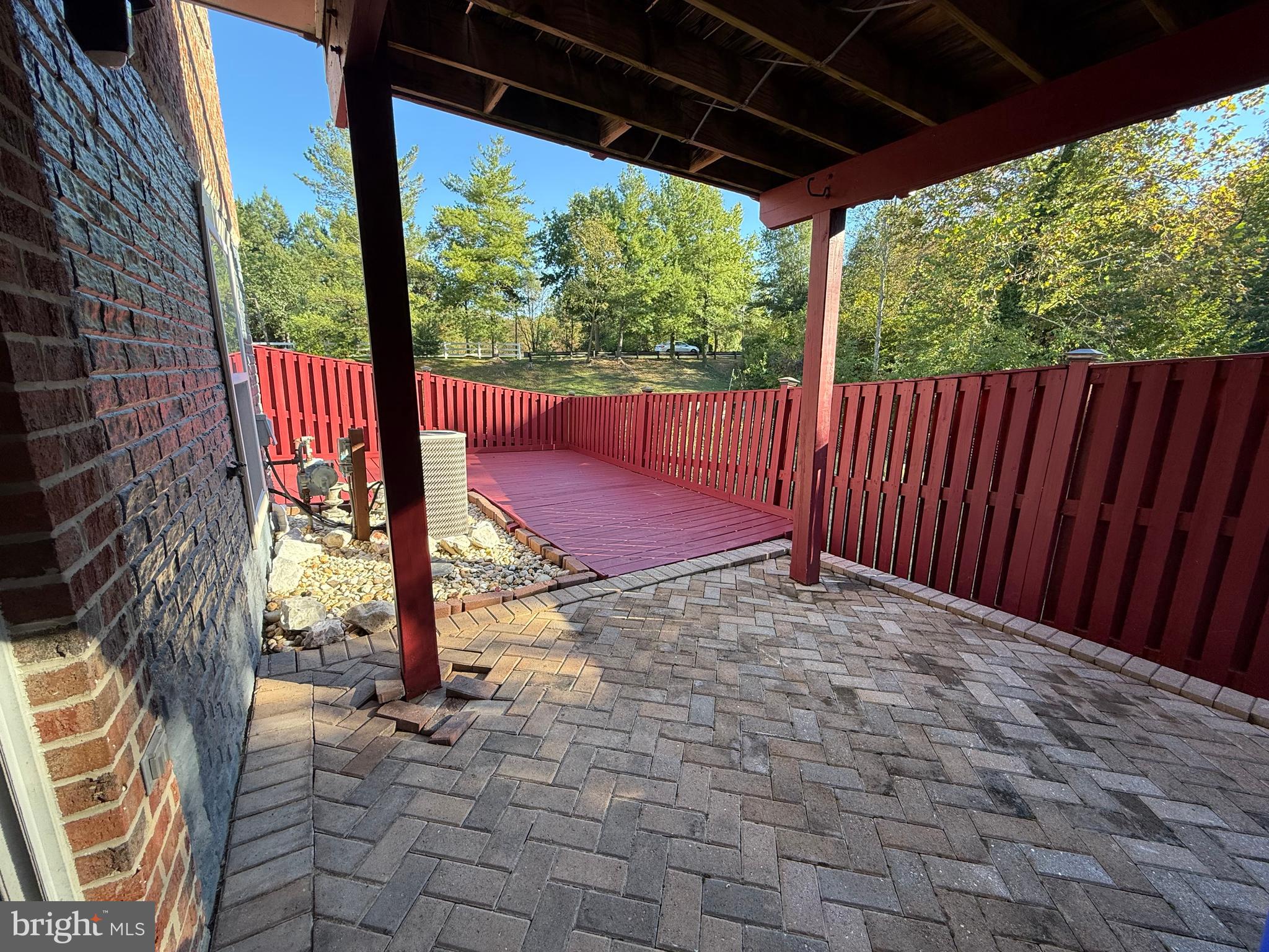 SOUTH HAMPTON SUB - Residential