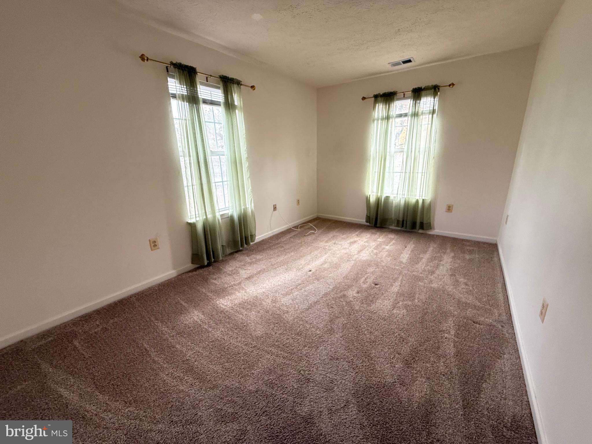 SOUTH HAMPTON SUB - Residential