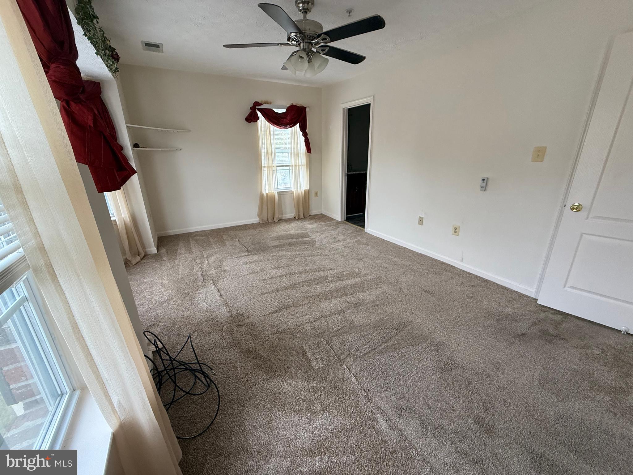 SOUTH HAMPTON SUB - Residential