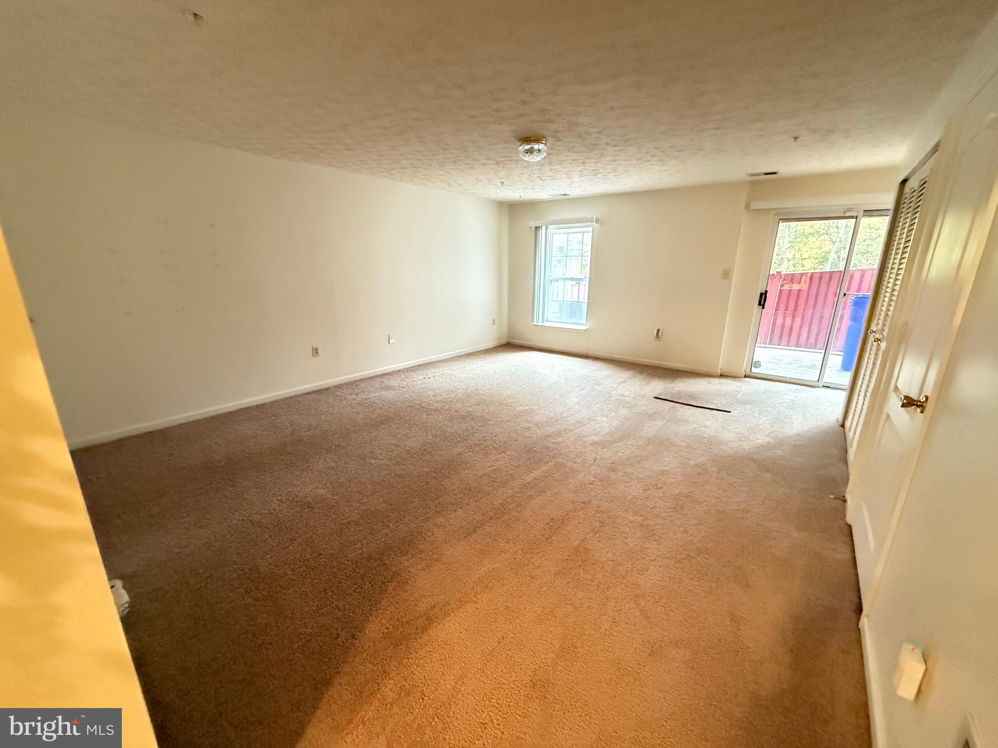 SOUTH HAMPTON SUB - Residential