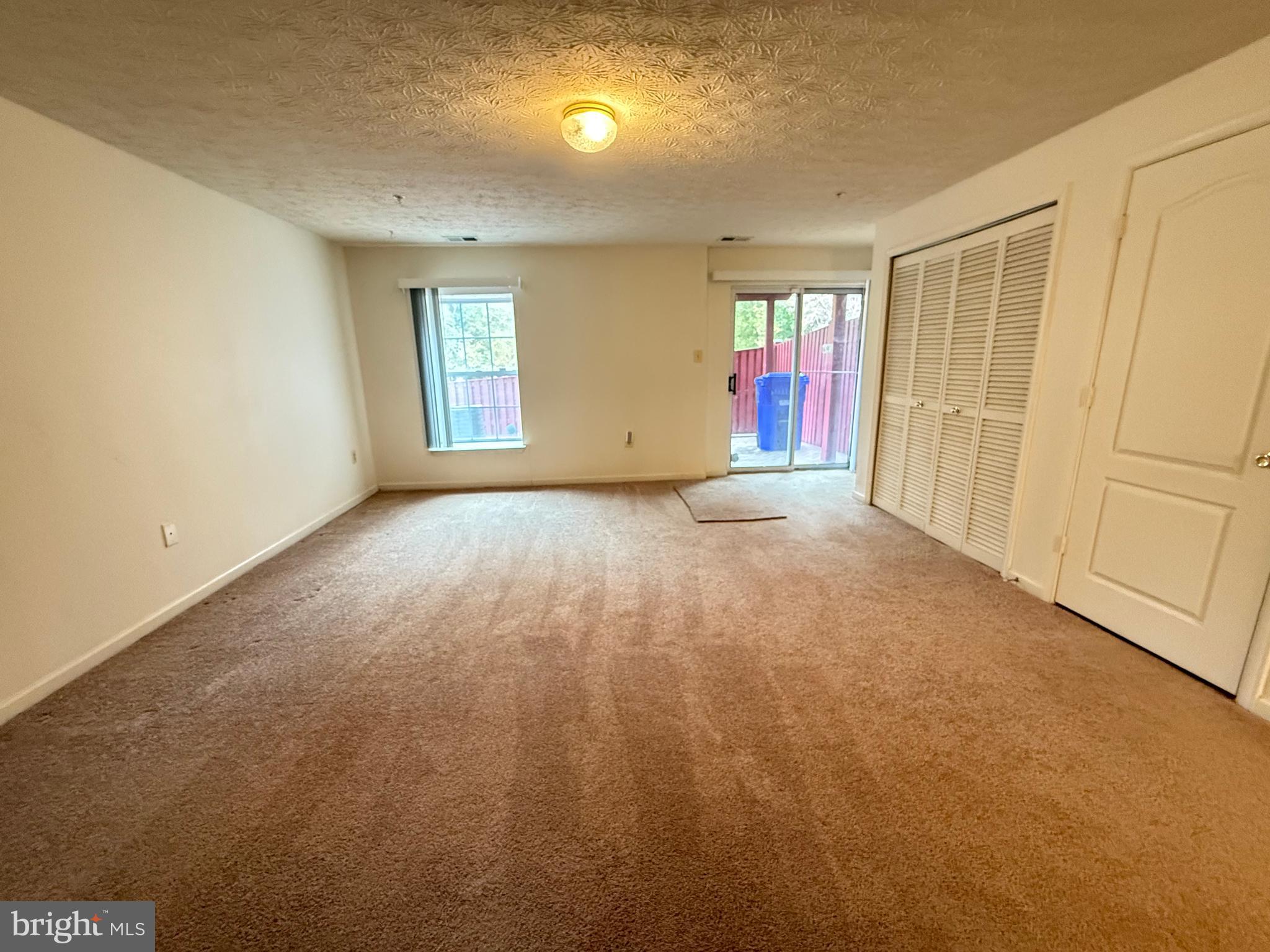 SOUTH HAMPTON SUB - Residential