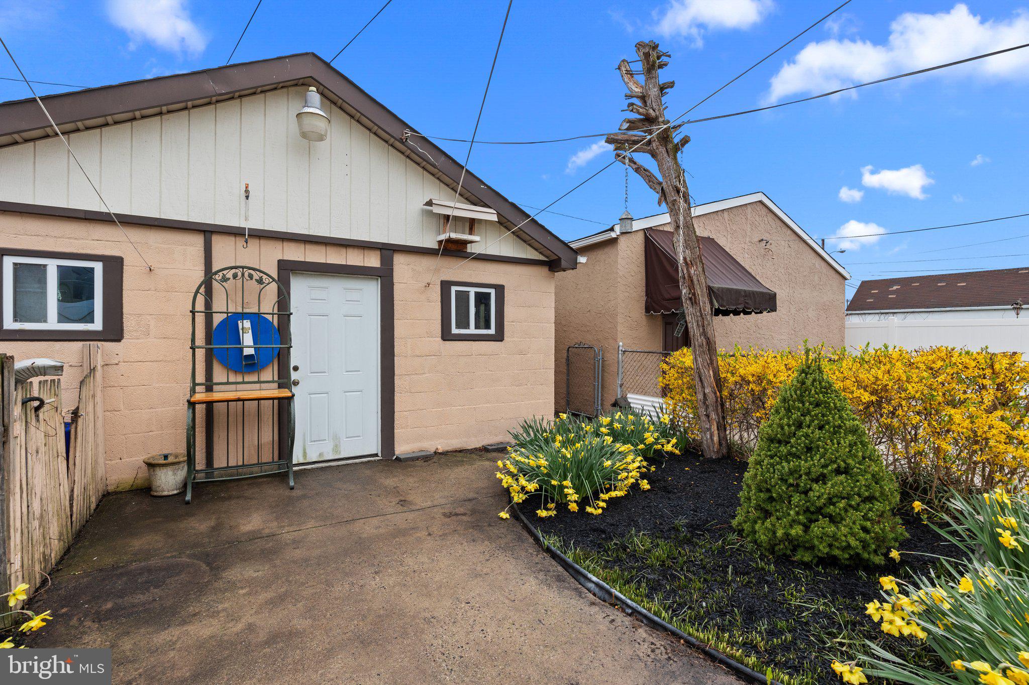 BRISTOL - Residential