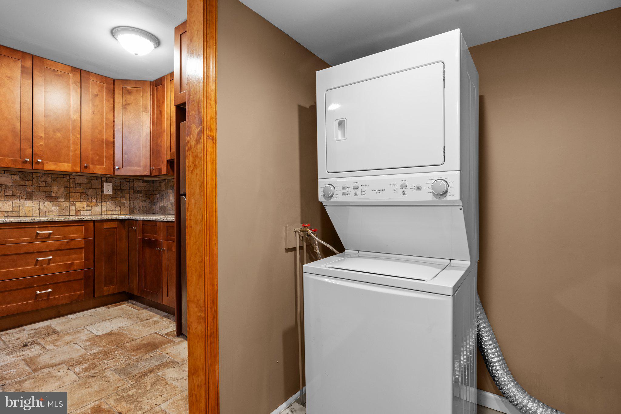 BRISTOL - Residential