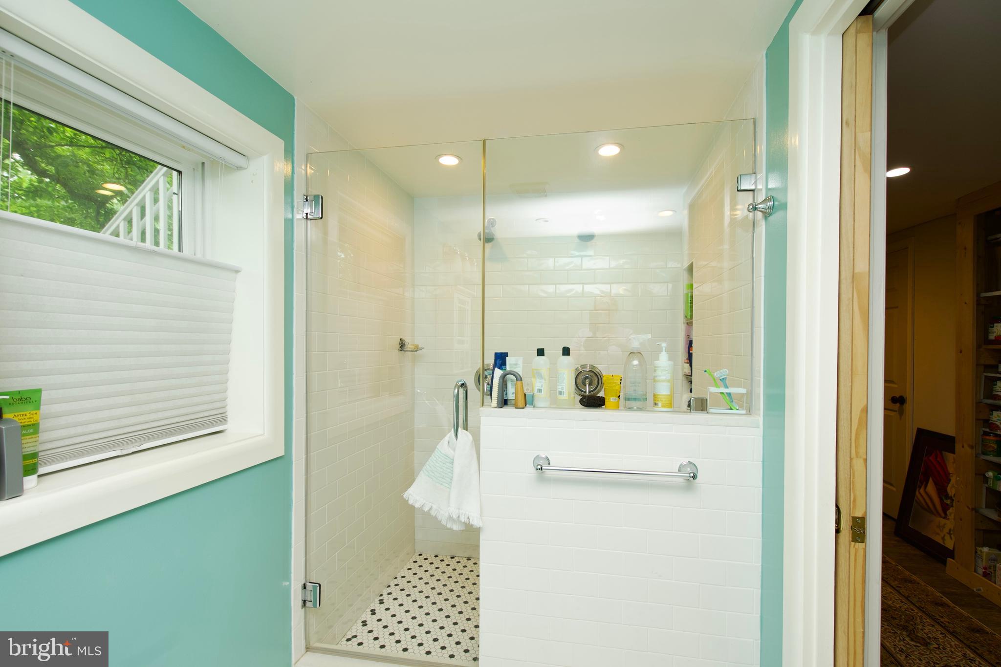 WINDOVER HEIGHTS - Residential Lease