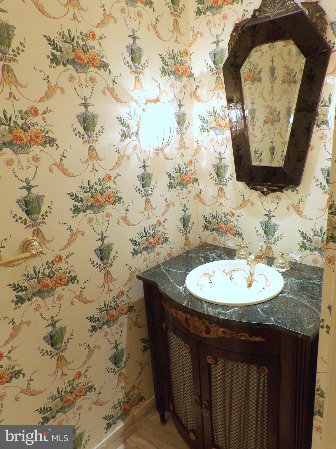 TUSCANY CANTERBURY - Residential