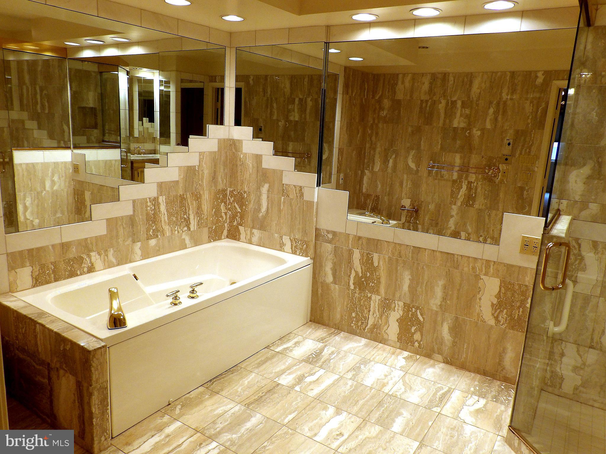 TUSCANY CANTERBURY - Residential