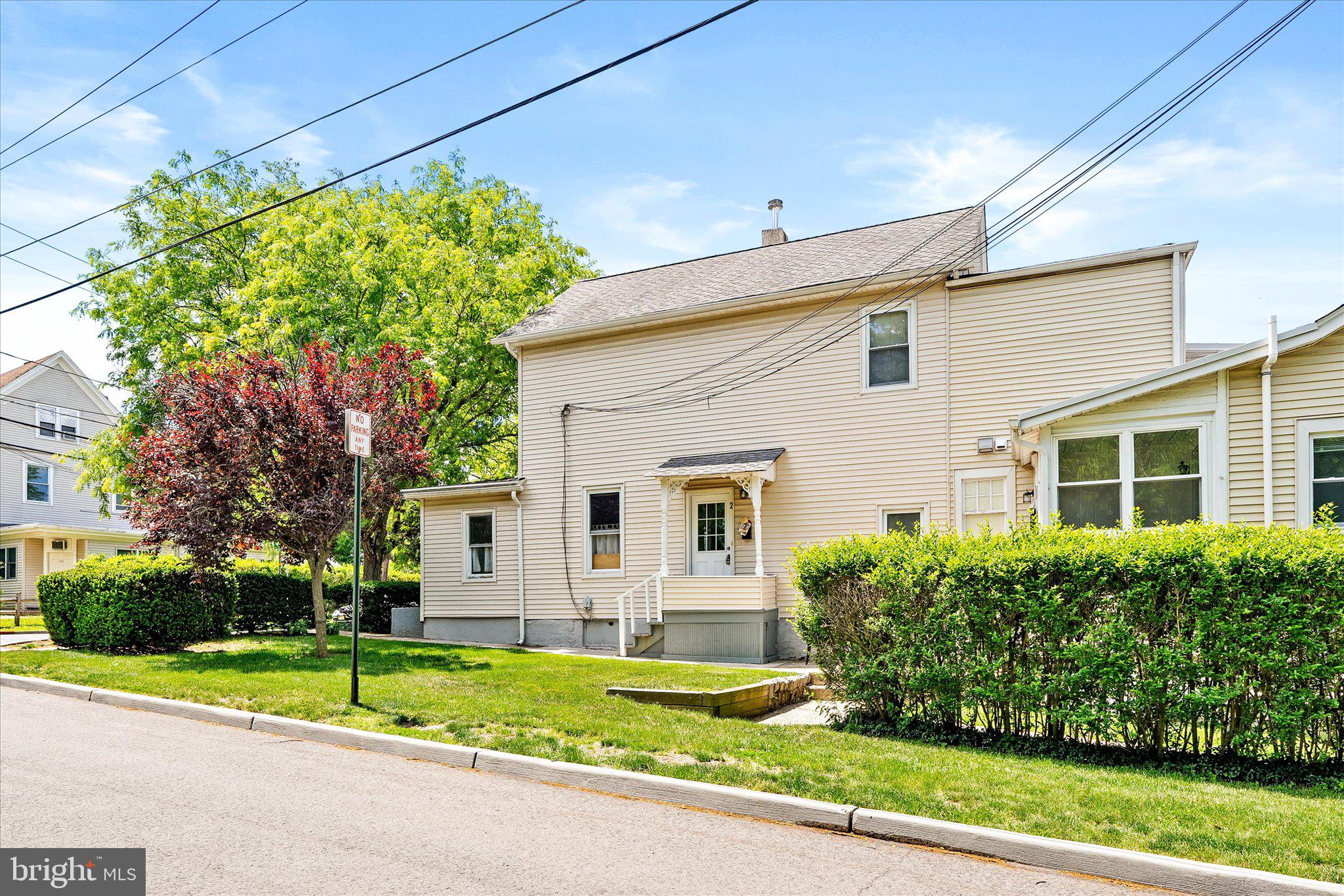 106 SPRUCE STREET 3
