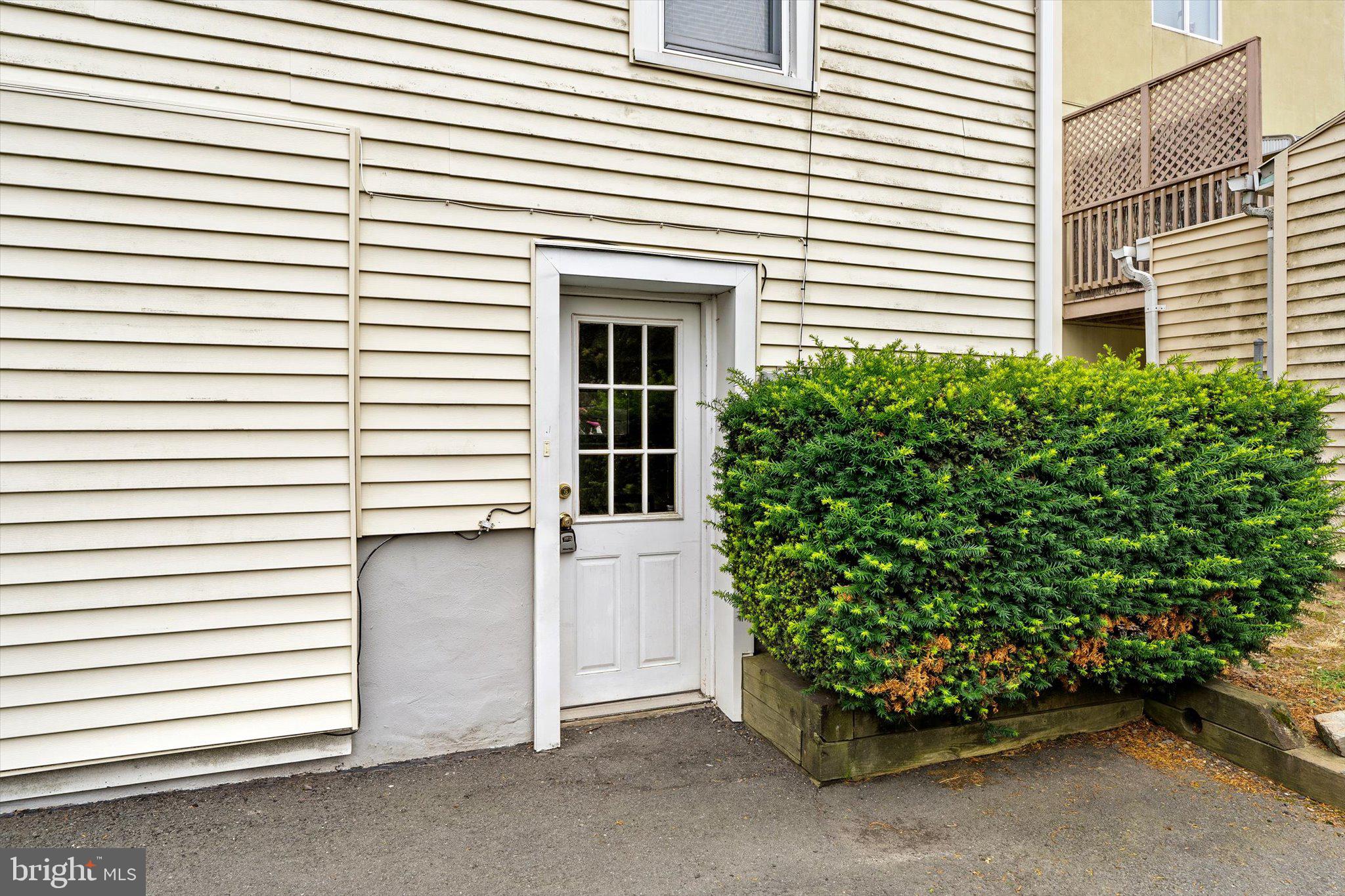 106 SPRUCE STREET 3