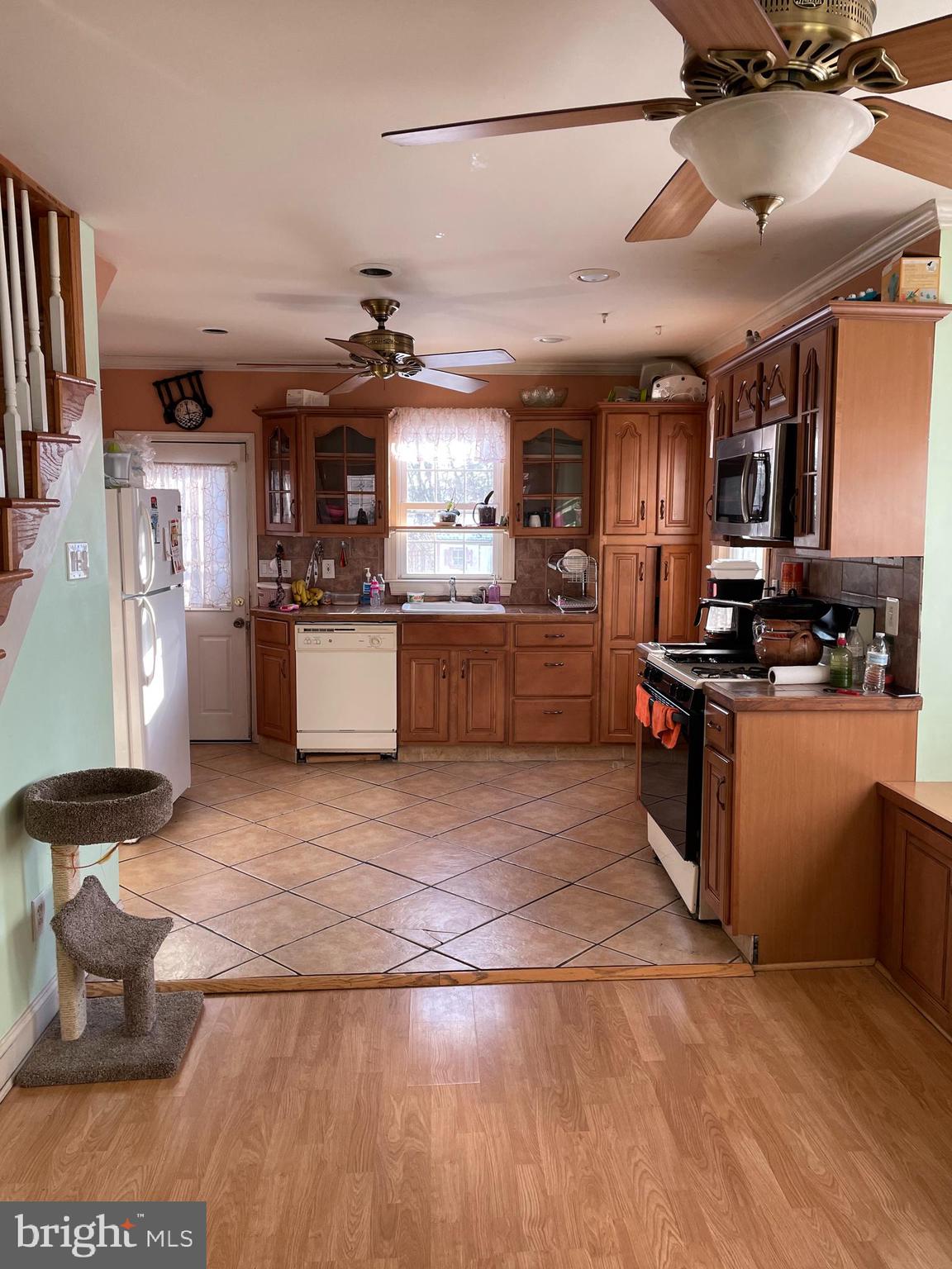 60 E BROWNING ROAD