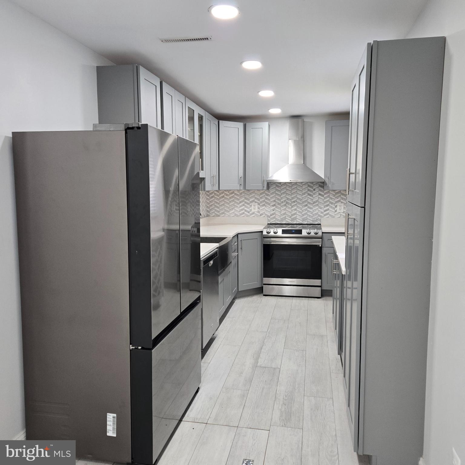 FEDERAL HILL HISTORIC DISTRICT - Residential Lease