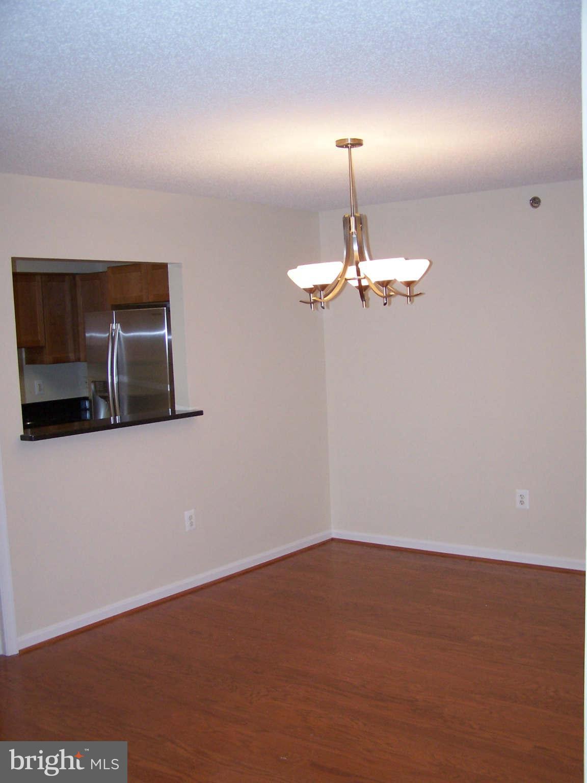 CARLYLE TOWERS CONDOMINIUM - Residential Lease