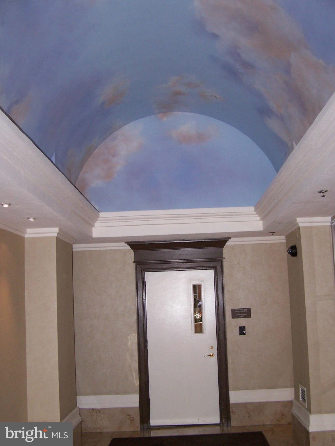 CARLYLE TOWERS CONDOMINIUM - Residential Lease