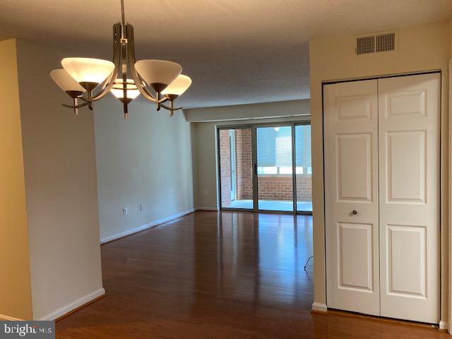 CARLYLE TOWERS CONDOMINIUM - Residential Lease