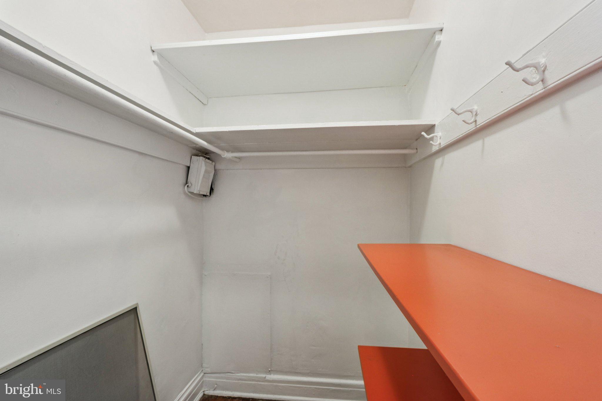 UNIVERSITY CITY - Residential