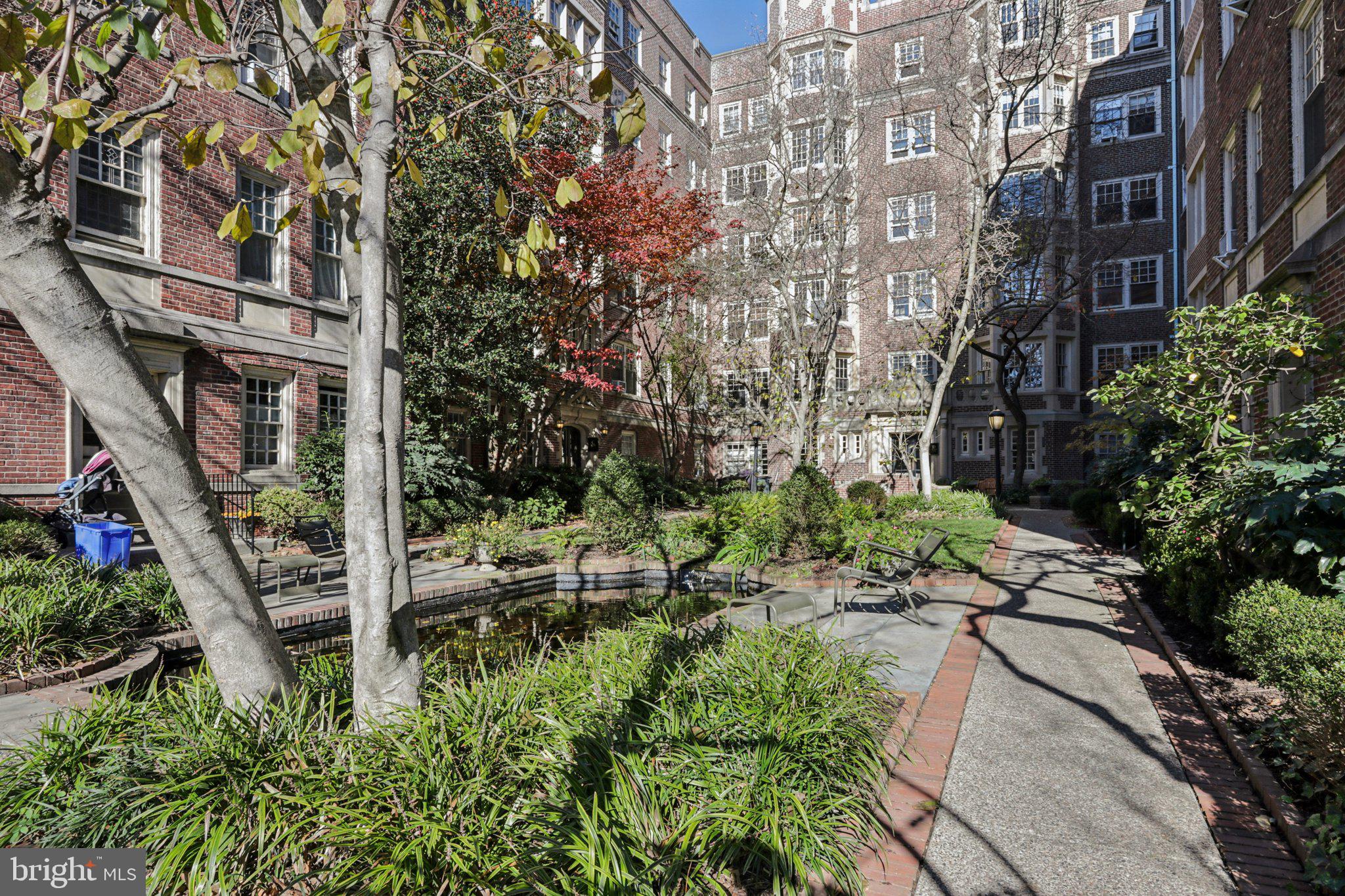 UNIVERSITY CITY - Residential